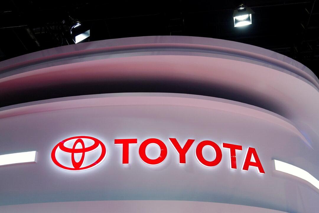 Toyota Plans 17 Percent Cut in Global Production in April