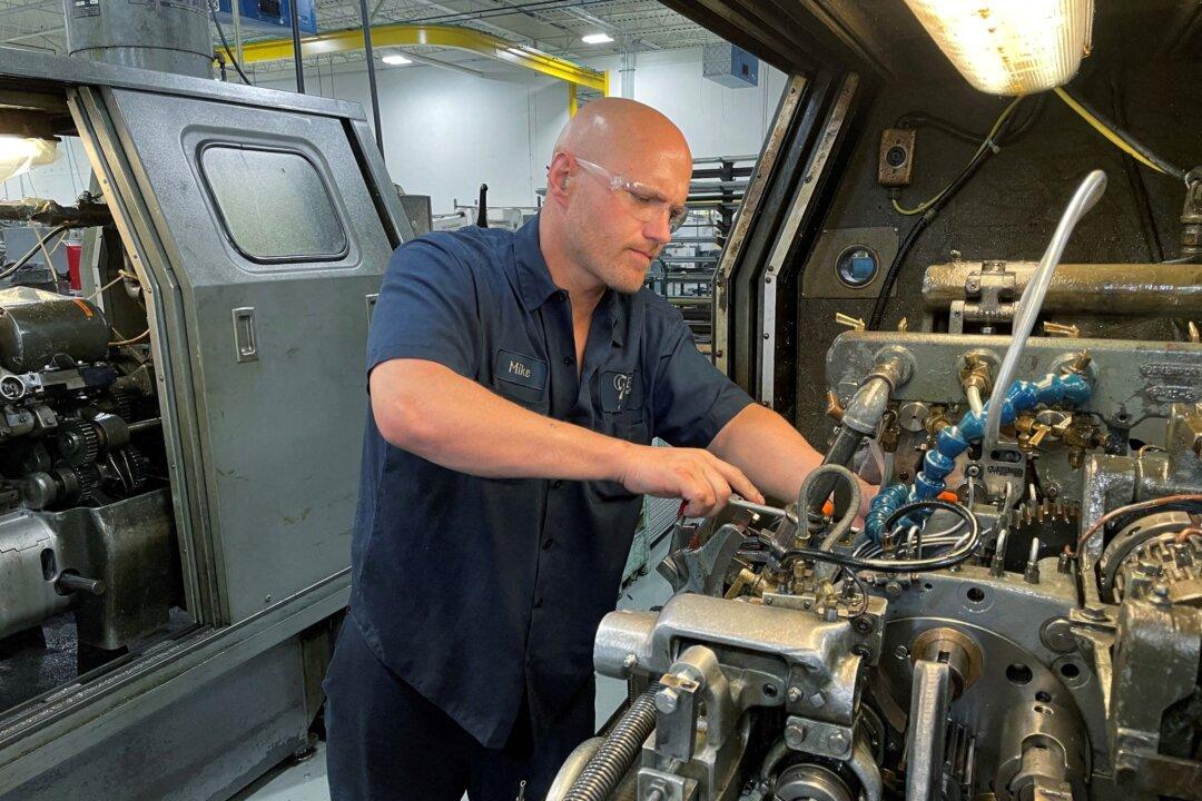 US Manufacturing Activity Regains Speed; Supply Disruptions Loom From Russia-Ukraine Conflict