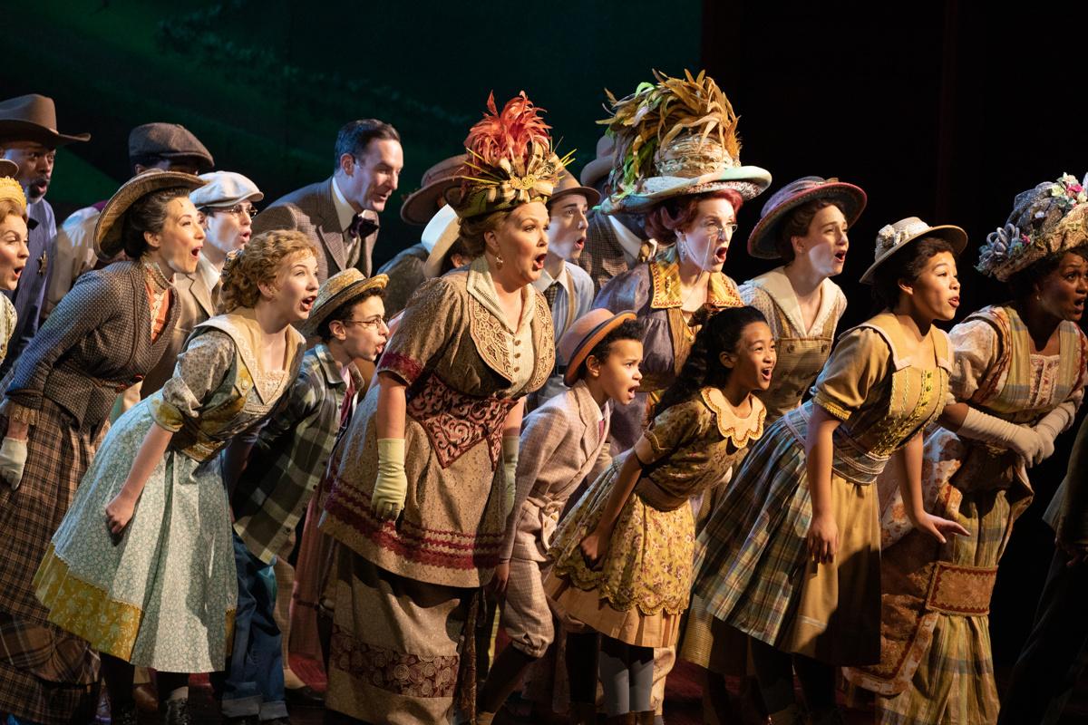 Theater Review: ‘The Music Man’: Middle America in Song and Dance