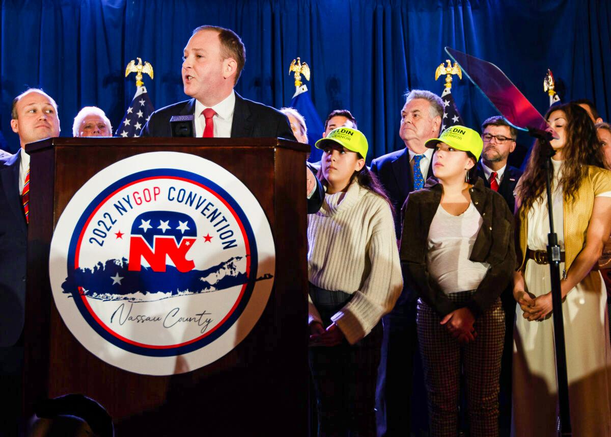 New York GOP Gubernatorial Candidate Lee Zeldin Attacked by Man Who ‘Tried to Stab’ Him During Campaign Stop