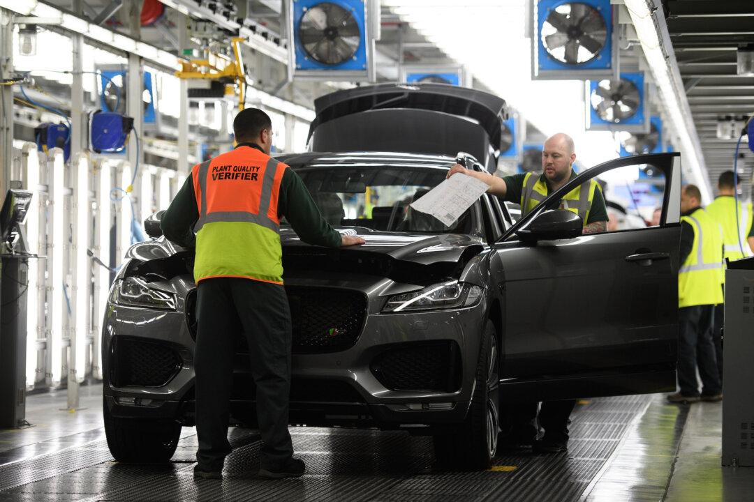 British Car Industry Urges Trade Deal as US Imposes 25 Percent Tariff on Imports