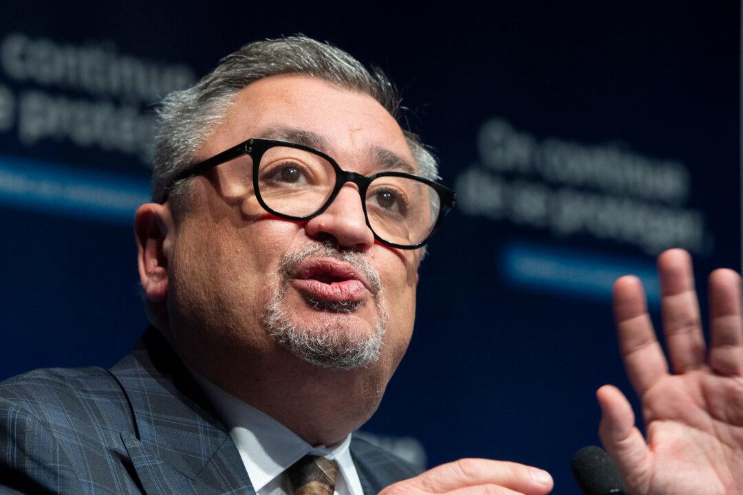 Quebec Public Health Solicited Help to Justify Second Curfew Just Hours Before Announcement, Emails Show