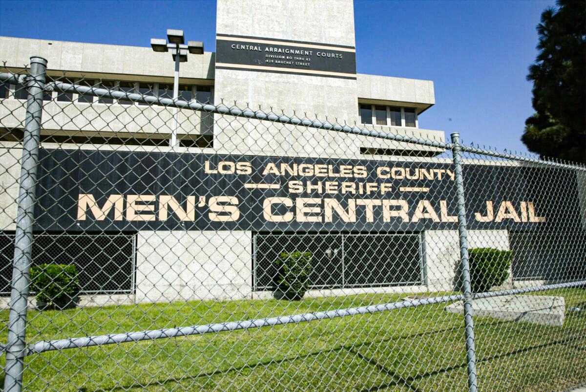 Los Angeles Board Moves Closer to Overhauling County Jail