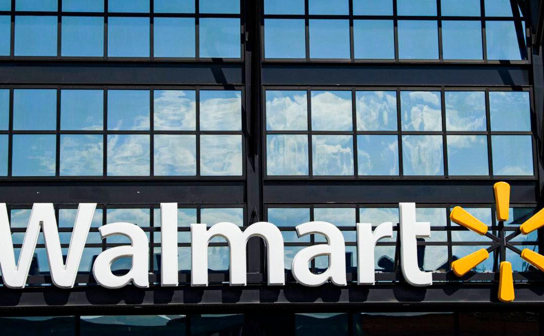Walmart Launches Virtual Fitting Room Technology: What Investors Need to Know