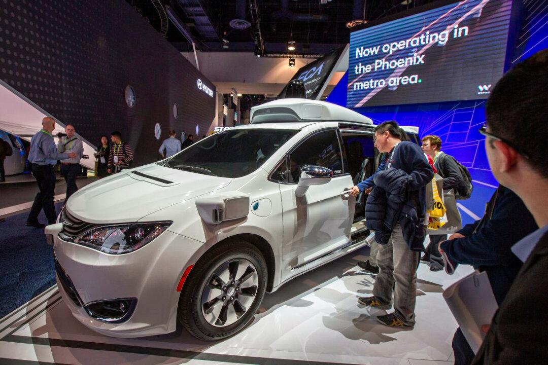 Californian Companies Receive Permission For Self-Driving Car Services