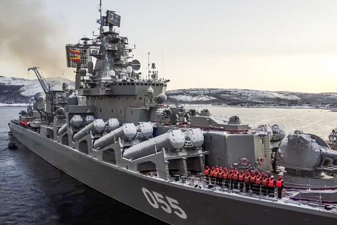 Canada, Six Other States Pull Back From Arctic Council in Protest Over Ukraine