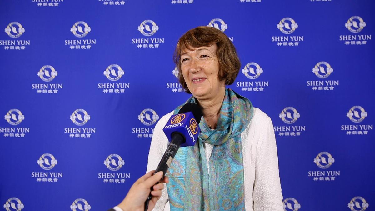 Shen Yun Is ‘Wonderful, Deeply Spiritual,’ Paris Doctor Says