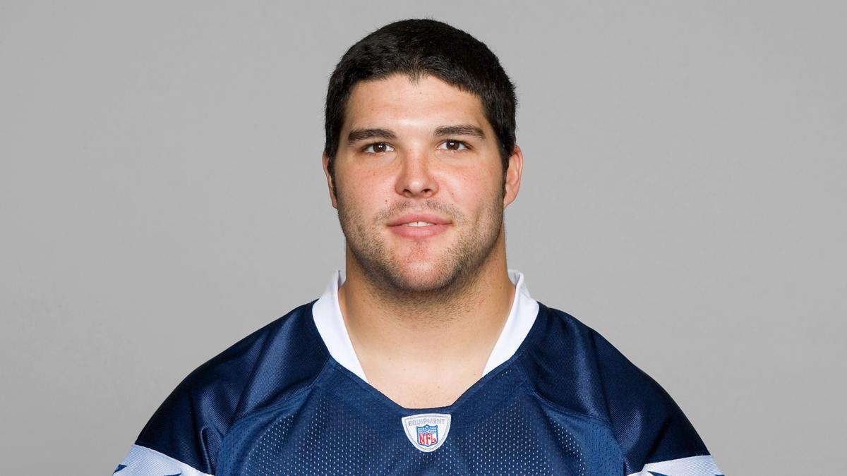 Former NFL Offensive Lineman Shane Olivea Dead at 40