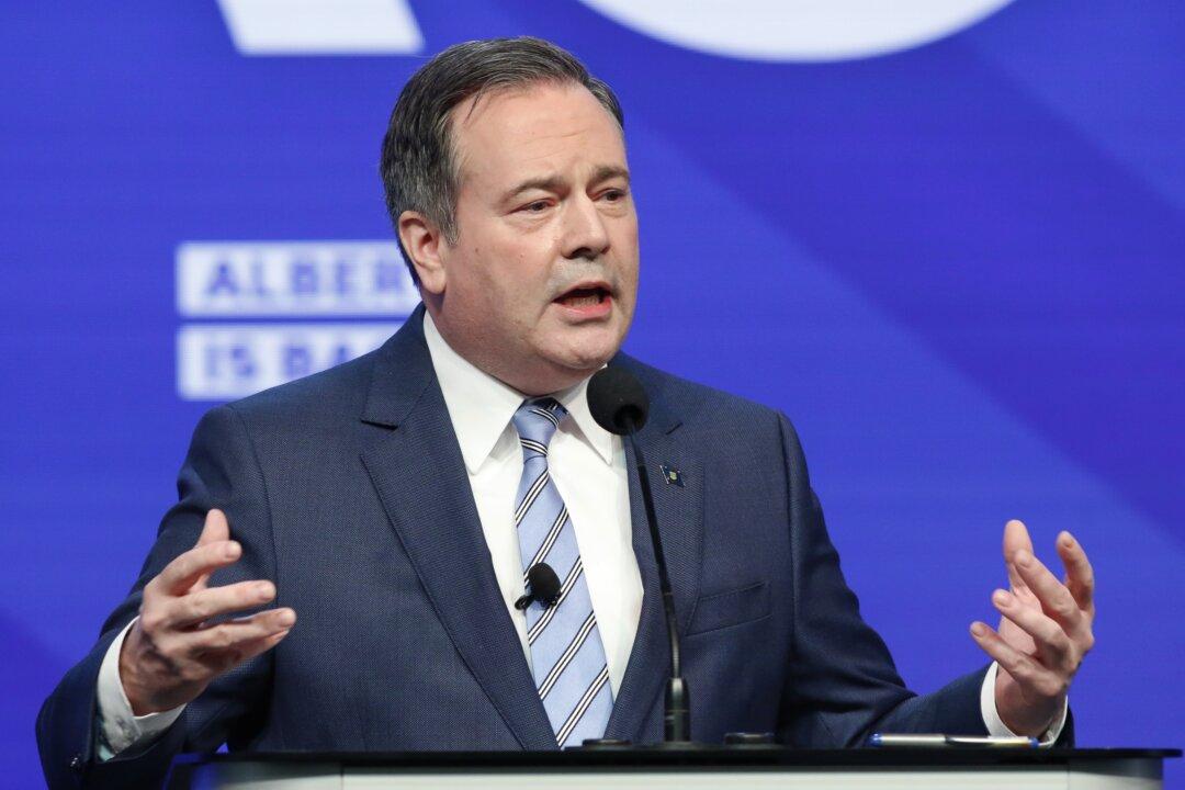 Canadian Premier Says Biden Should Opt for Oil From His Province Over Saudi Arabia, Venezuela