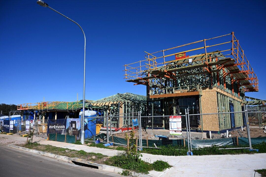 Australian Housing Approvals Plunged Over a Quarter During Omicron Outbreak
