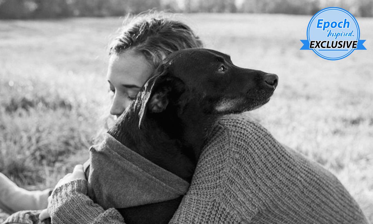 End-of-Life Photographer Captures Terminally Ill Pets’ Final Days With Owners for Free