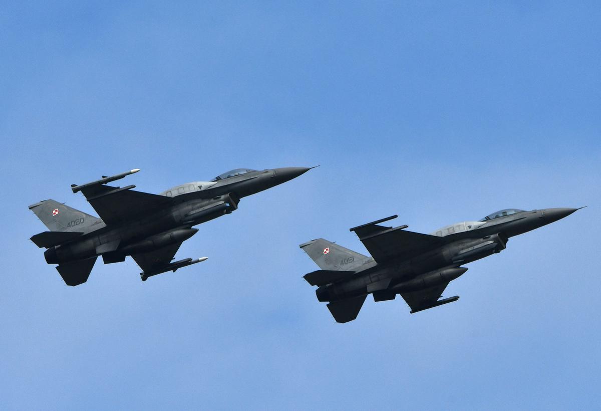 F-16s Won’t Be a Game-Changer in Ukraine, Pentagon Leaders Say