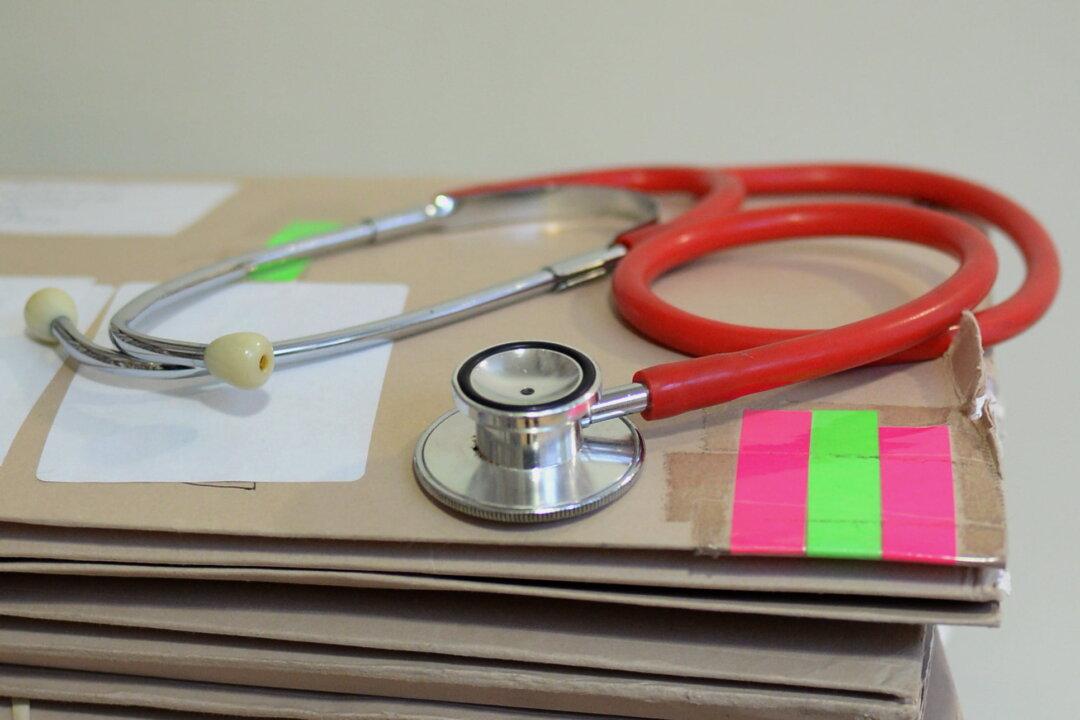 UK Family Doctors Under Pressure as Patients Are Stuck on NHS Waiting List