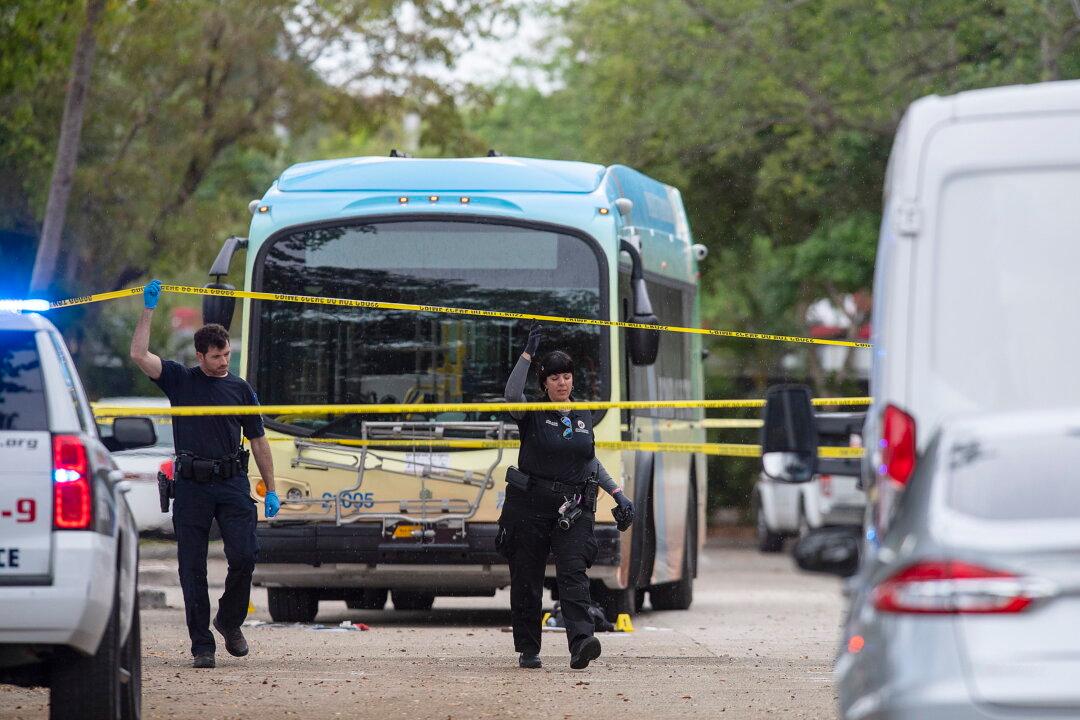 Florida Bus Driver Hailed as Hero When Gunman Opens Fire