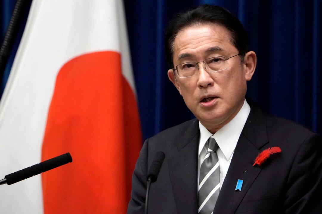 Japan ‘Strongly Protests’ Russia’s Withdrawal From Peace Treaty Talks, Kishida Says