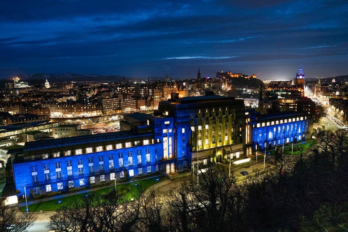 UK Bans All Ships With Russian Links From British Ports