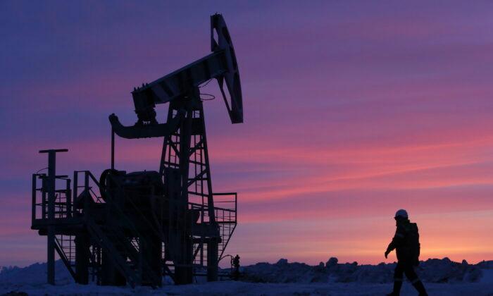 IEA Says Market May Lose 3 Million bpd of Russian Oil Next Month