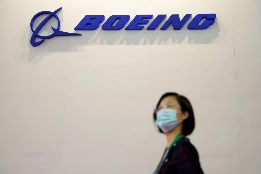 Boeing Shares Plummet After 737 Crashes in Southern China