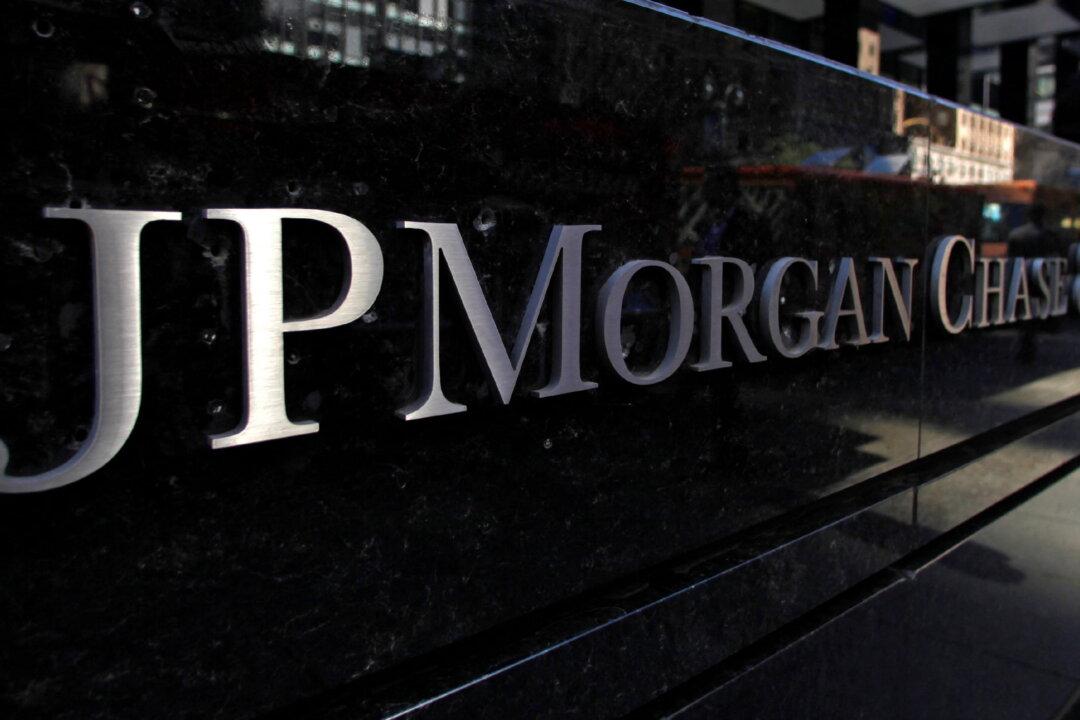 JPMorgan Cuts EM Local Currency Debt to ‘Underweight’ as Russia-Ukraine Woes Bite
