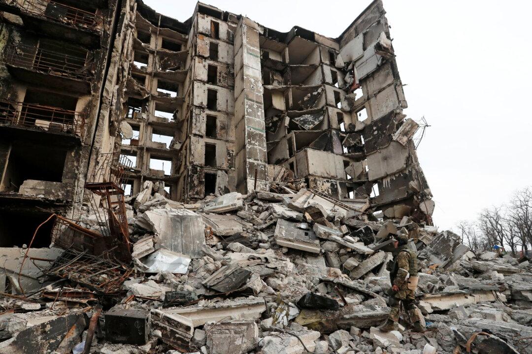 Kyiv Says Moscow ‘Not Serious’ About Peace Talks as Russian Shelling of Key Ukrainian Cities Continues