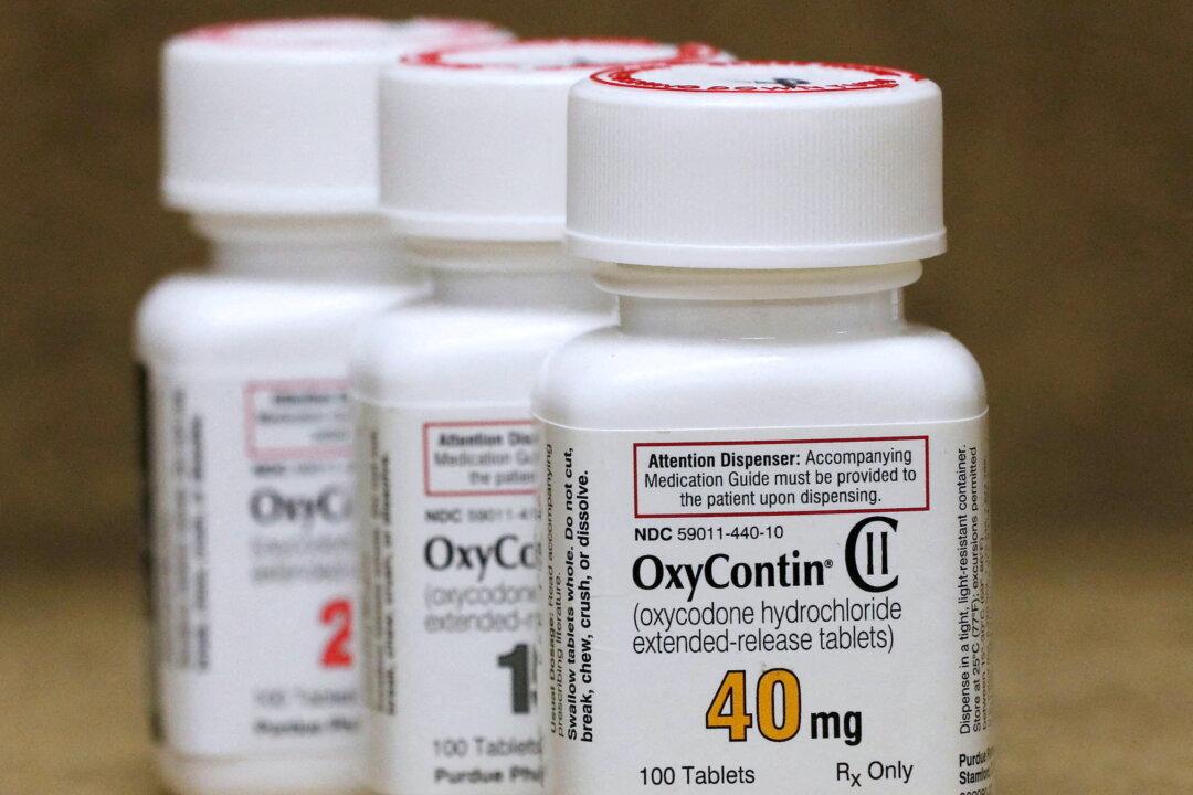 Supreme Court Freezes $6 Billion Opioid Settlement With Drug Maker