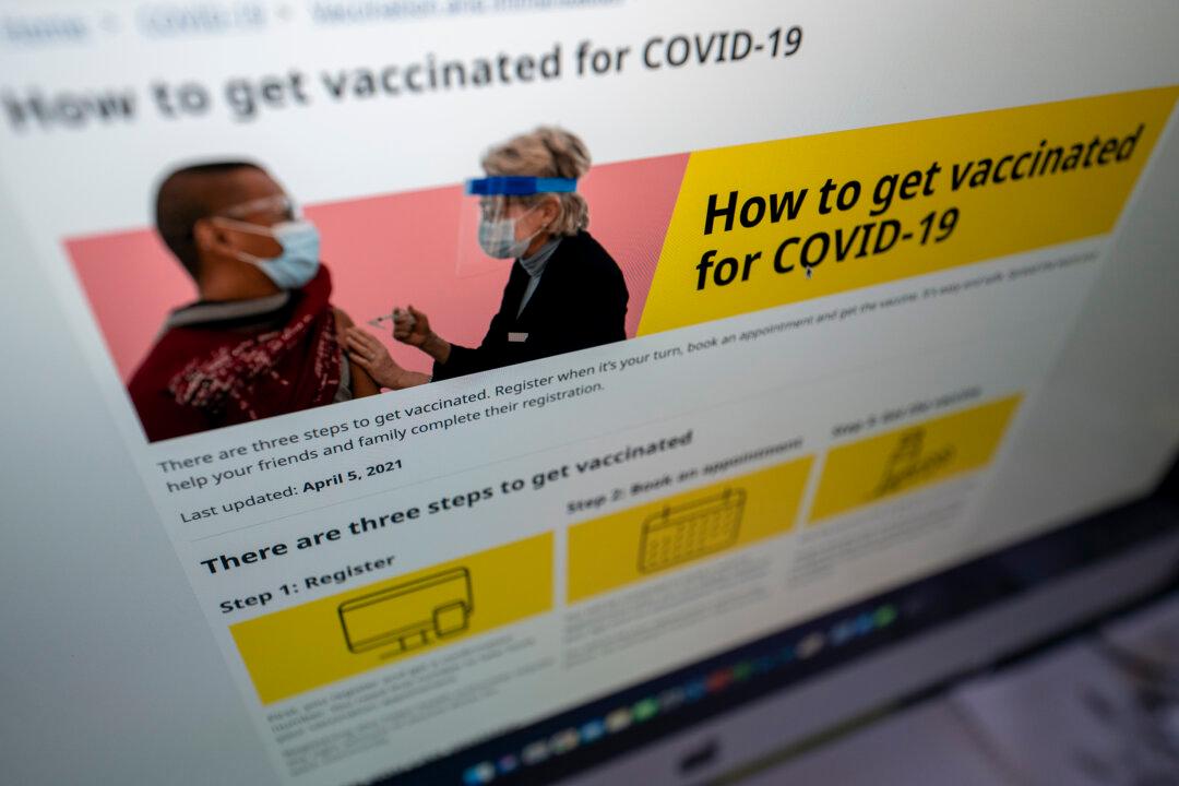 Harms From Vaccine Mandates May Outweigh Benefits, Say Vancouver Coastal Health Officials