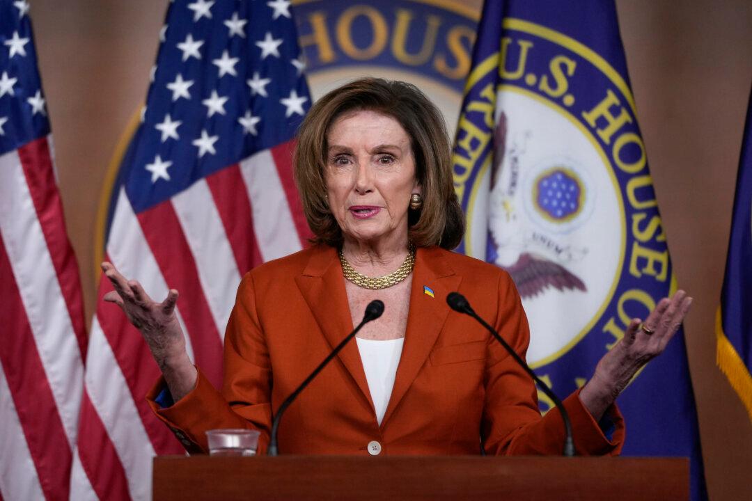 Pelosi Announces Anti-‘Fuel Price Gouging’ Bill Granting Sweeping New Powers to Biden