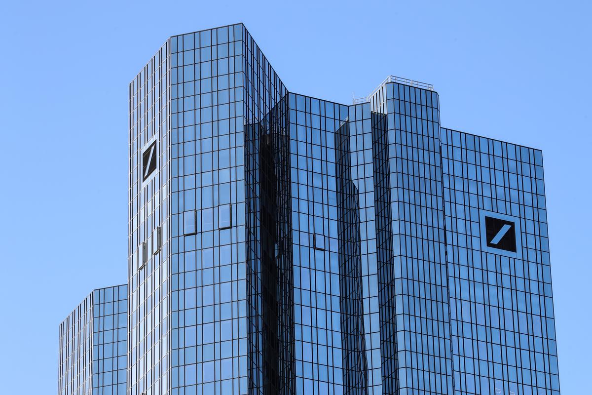 Analysts: Deutsche Bank Isn’t Next Credit Suisse