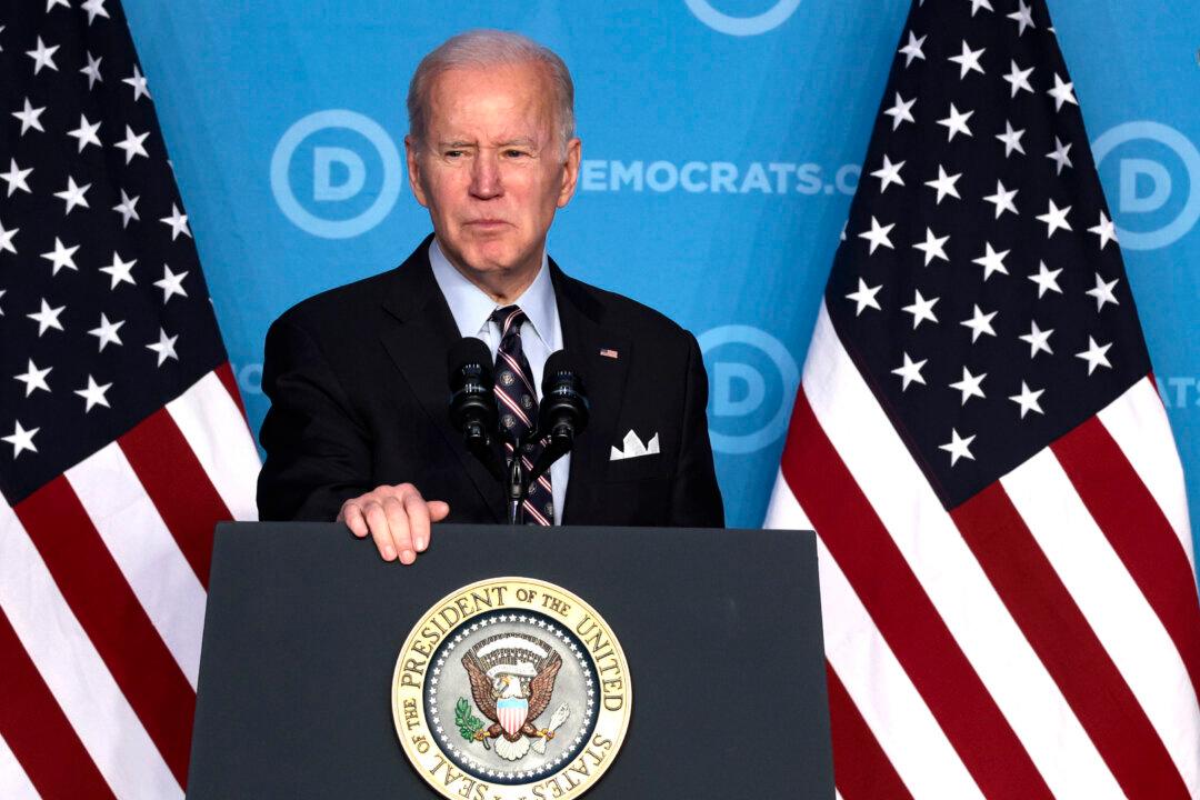 Biden Rallies Democrats in DNC Speech