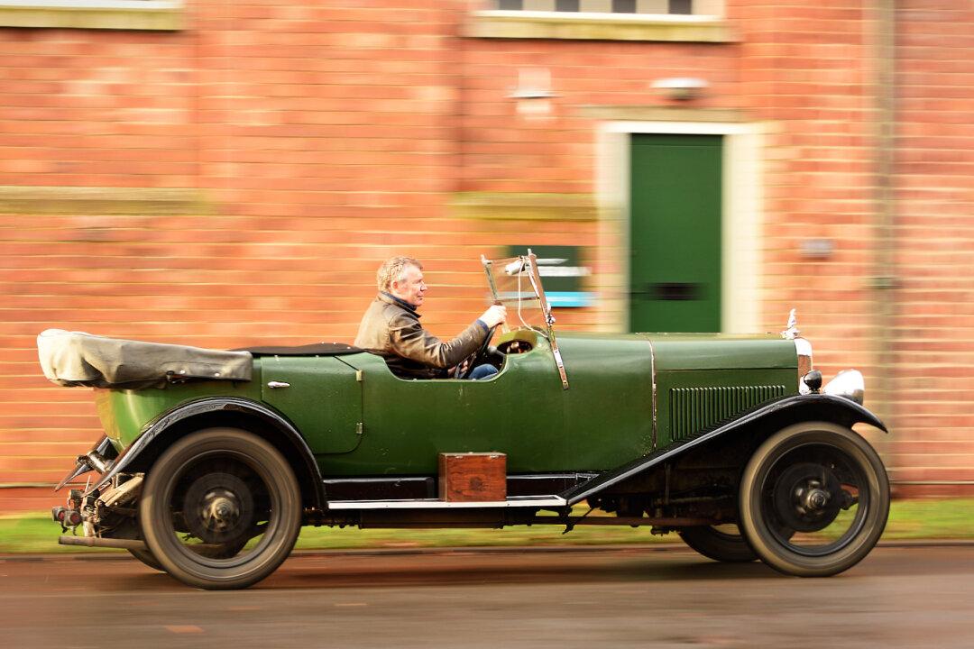 Man Drives 90-Year-Old Vintage Car From 1931 to Work Every Day, Reveals His Secrets in Keeping It Running