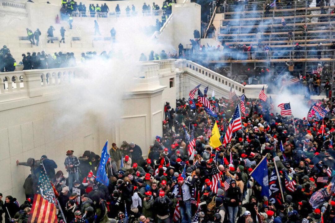 Oath Keepers Member Pleads Guilty to Jan. 6 Seditious Conspiracy Charge