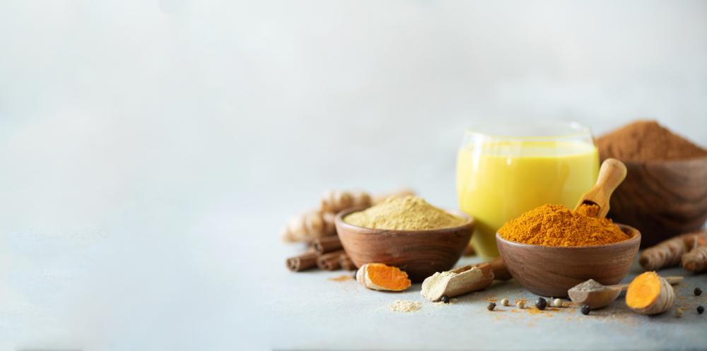 Tumeric Has Incredible Health Benefits, Add This Golden Spice to Your Latte