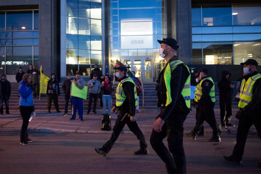 Quebec Study Finds No Correlation Between ‘Punitive’ Pandemic Response and Case Reduction