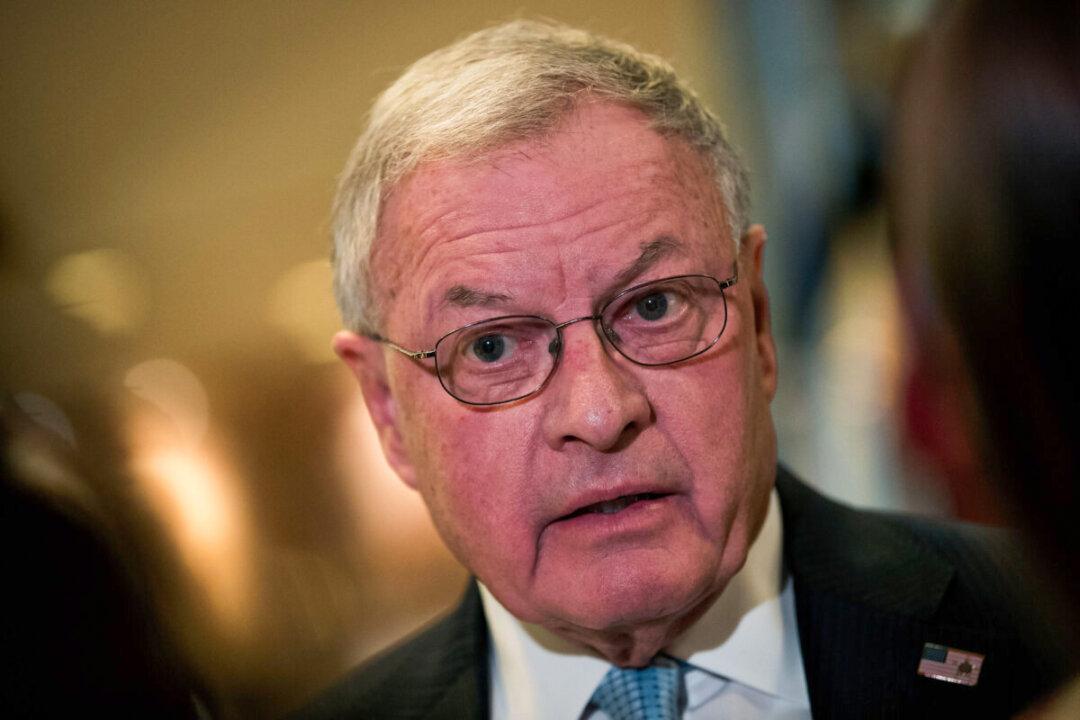 Russia Asked China for Military Aid in Ukraine Conflict: Lt. Gen. Kellogg