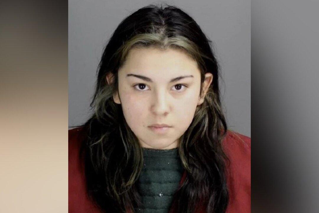 Teen Charged With Homicide After Chemical Burns Kill Father