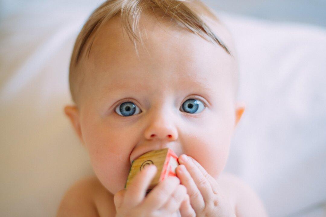 Here’s How Infants Learn From Facial Expressions