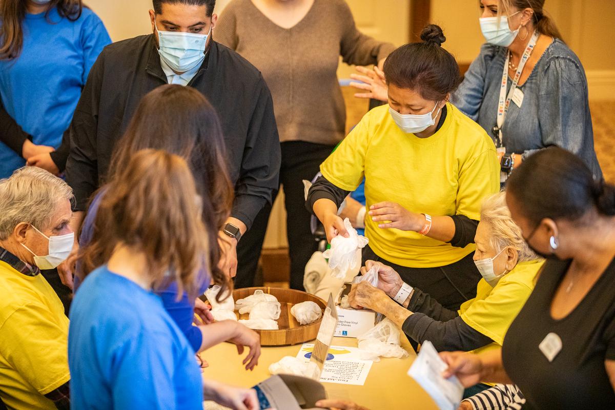 Orange County Seniors Assemble First-Aid Kits for Ukrainians
