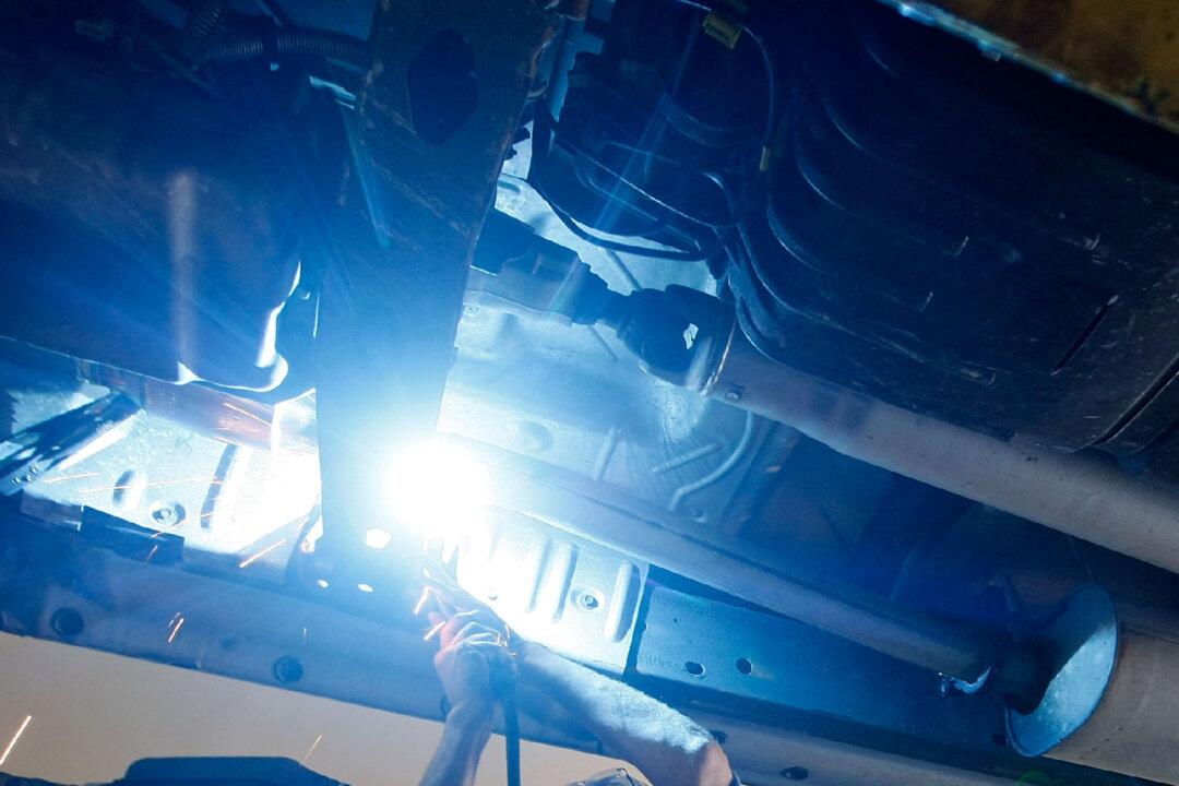 Catalytic Converter Theft Suspect Fatally Stabbed in South El Monte