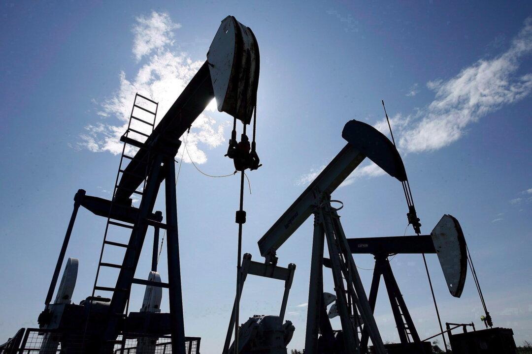 More Than Half of Quebecers in Favour of Province Developing Own Oil Resources: Poll