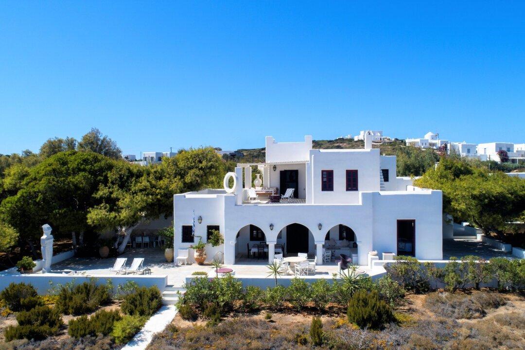 A Stunning Paros Island Villa Offers Laid Back Cycladic Luxury Lifestyle
