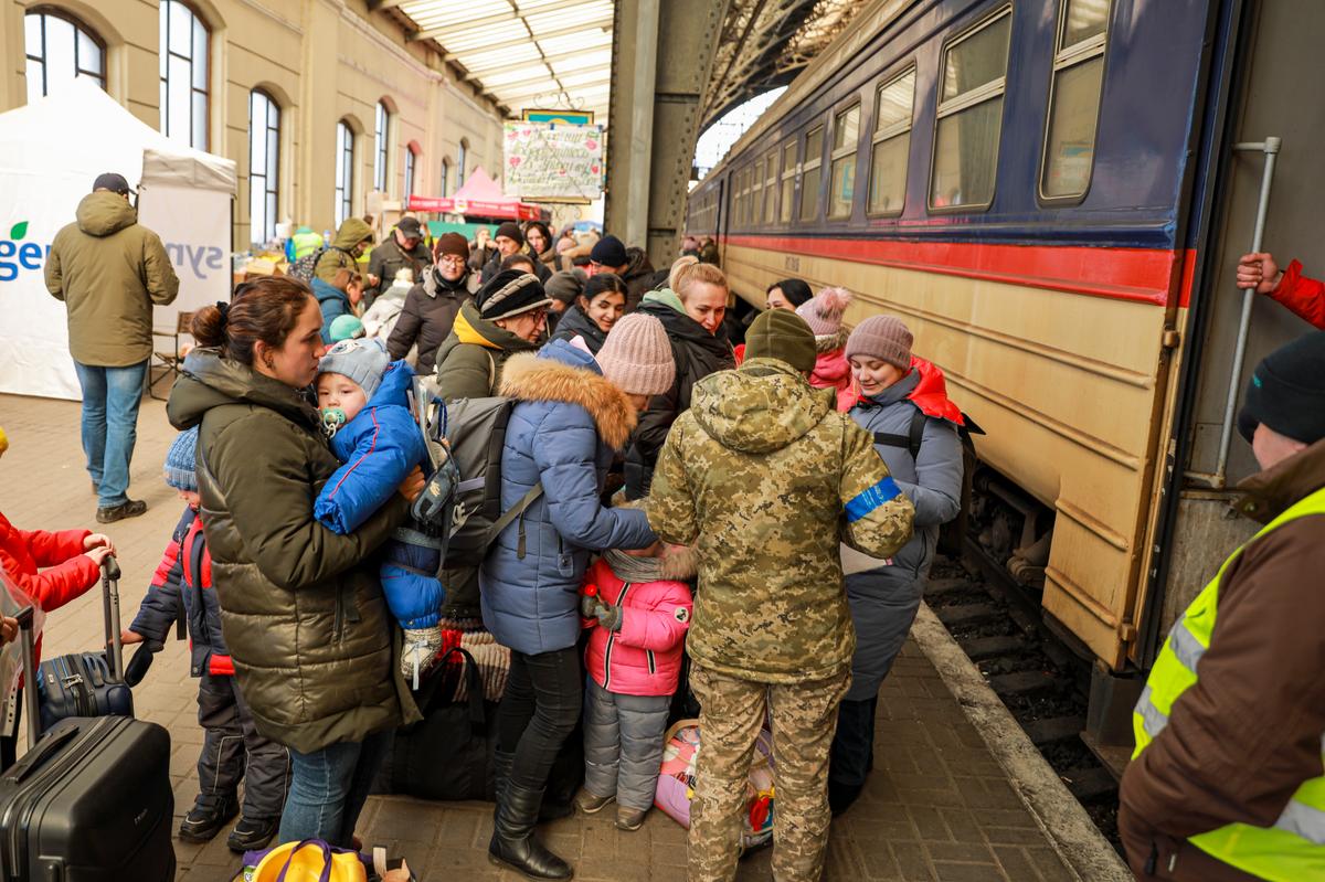 Australia Donate $2 Million to Charity Alliance Delivering Aid to Ukraine