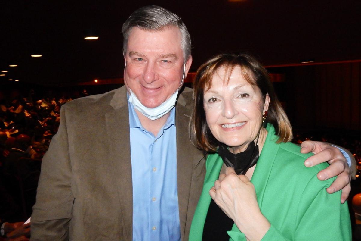 Shen Yun Reminds Audience That Spring Is Coming