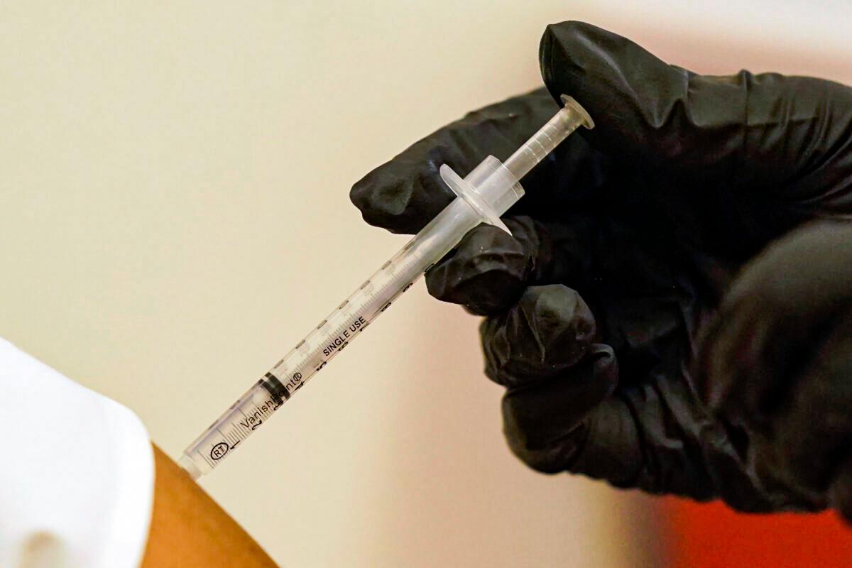 NIH Calls for Volunteers for Study of Allergic Reactions to COVID-19 Vaccines