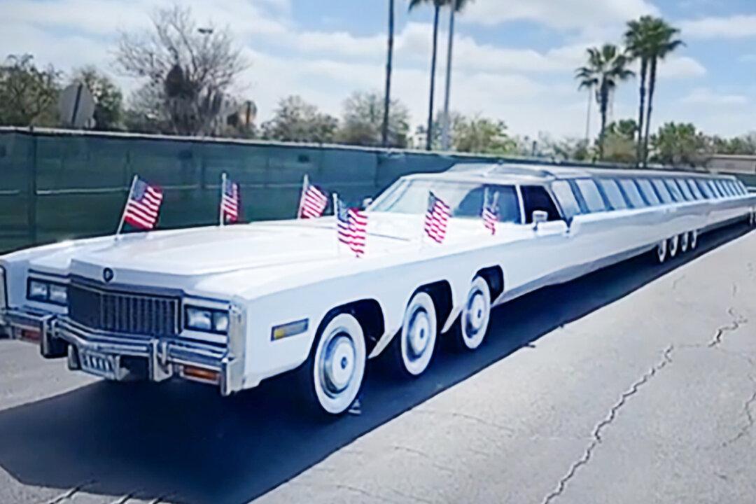 Man Builds 100-Foot Limo With Swimming Pool, Helipad, Sets Guinness Record for World’s Longest Car