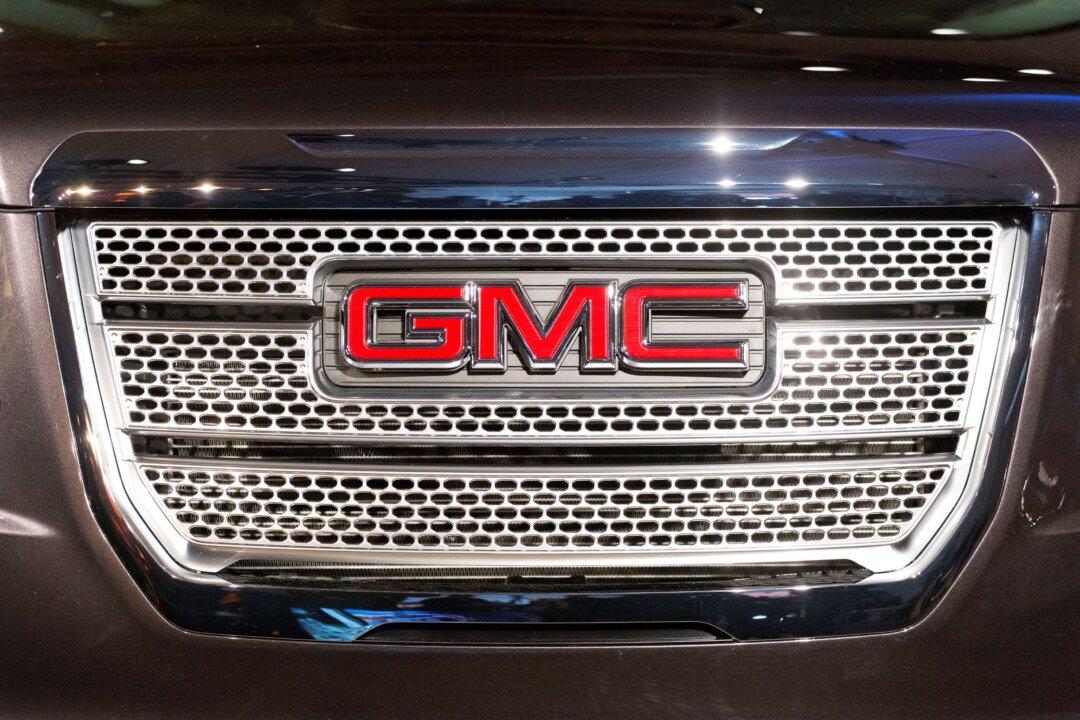 General Motors Recalls 740,000 SUVs; Headlights Are Too Bright