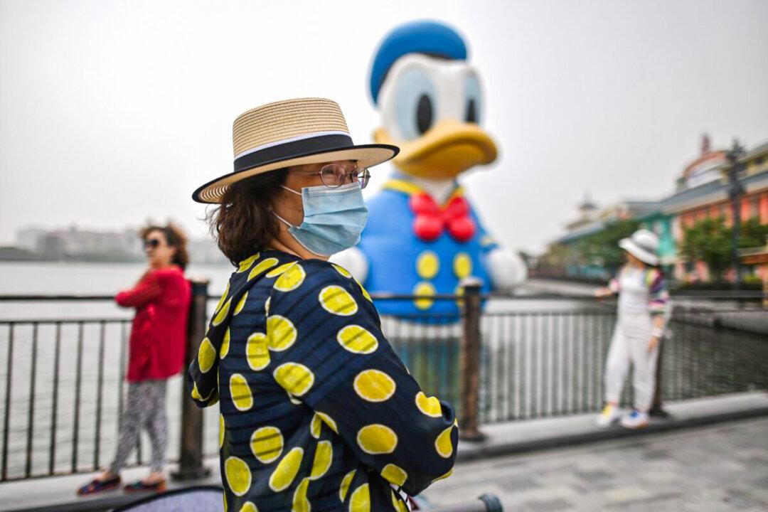 Shanghai Disney Forced to Close Amid Fresh COVID-19 Outbreak