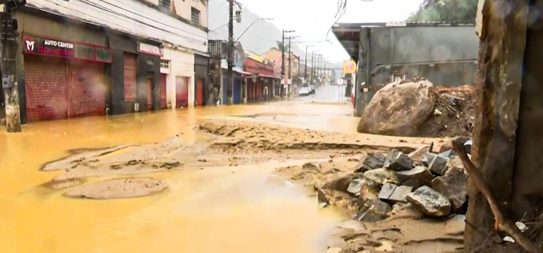 Heavy Rains in Brazil Cause Mudslide