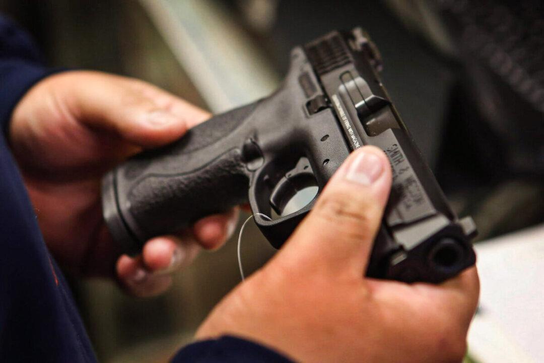 ‘Constitutional Carry’ Bill Signed Into Law in Indiana