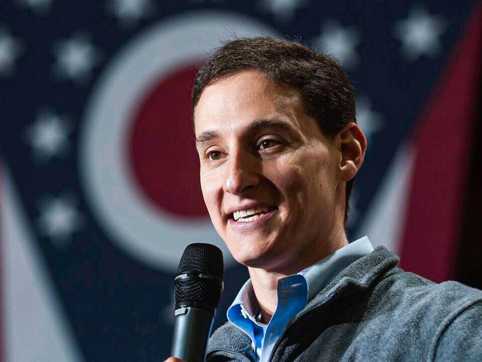 Gibbons, Mandel Deal With Aftermath From On-Stage Debate Altercation