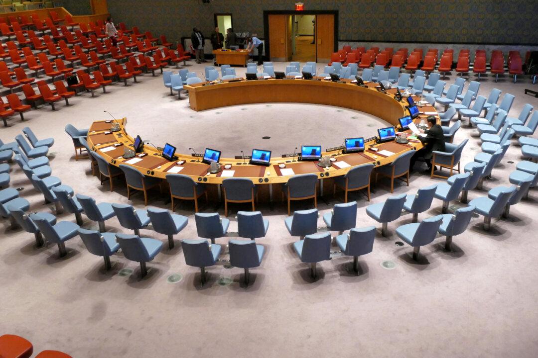 Politicians of the World Unite!